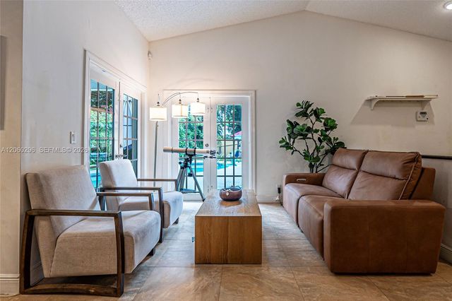 10665 San Bernardino Way, Boca Raton, FL 33428