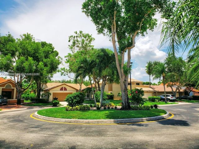 10665 San Bernardino Way, Boca Raton, FL 33428