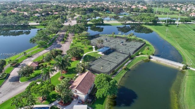 10665 San Bernardino Way, Boca Raton, FL 33428
