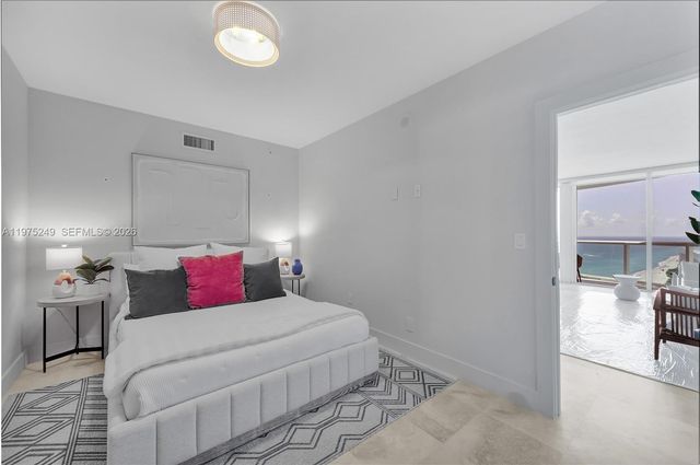 6365 Collins Ave 3906, Miami Beach, FL 33141