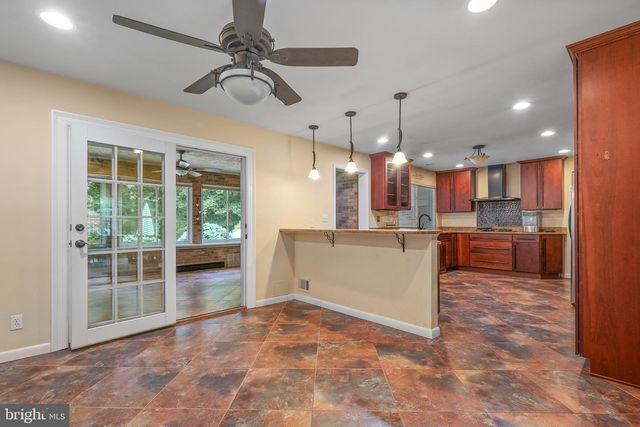 201 SWAN CREEK RD, Fort Washington, MD 20744