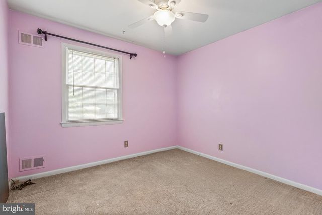 201 SWAN CREEK RD, Fort Washington, MD 20744