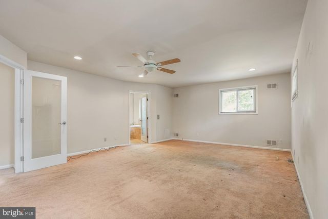 201 SWAN CREEK RD, Fort Washington, MD 20744