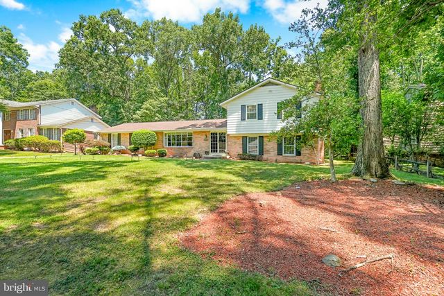 201 SWAN CREEK RD, Fort Washington, MD 20744