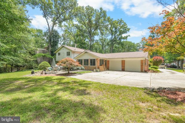 201 SWAN CREEK RD, Fort Washington, MD 20744