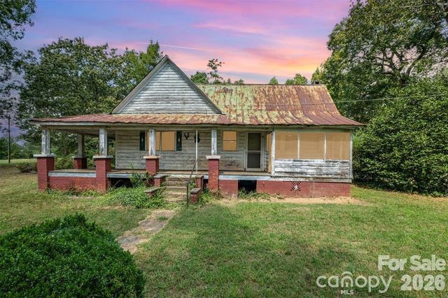 2412 Daves Drive, Shelby, NC 28150