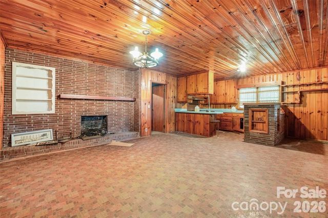 2412 Daves Drive, Shelby, NC 28150