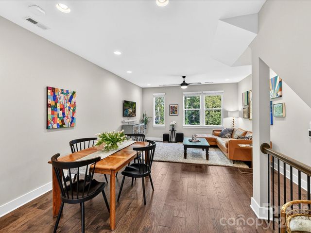 2915 Simpson Drive, Charlotte, NC 28205