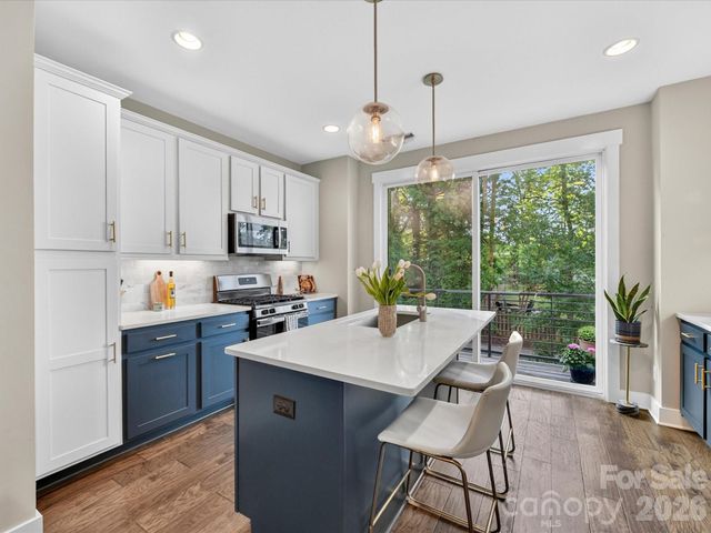 2915 Simpson Drive, Charlotte, NC 28205