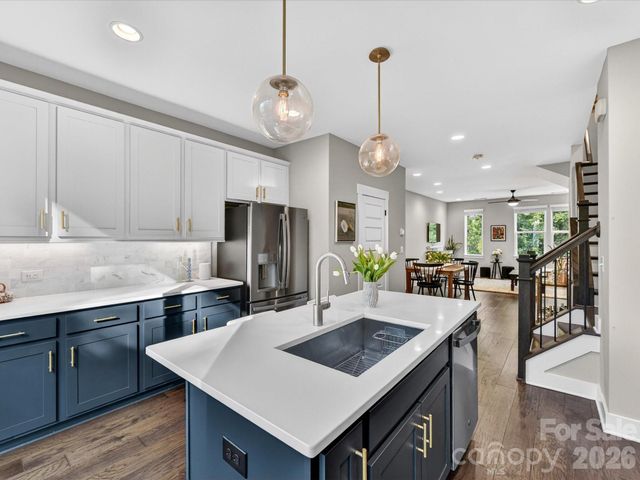 2915 Simpson Drive, Charlotte, NC 28205