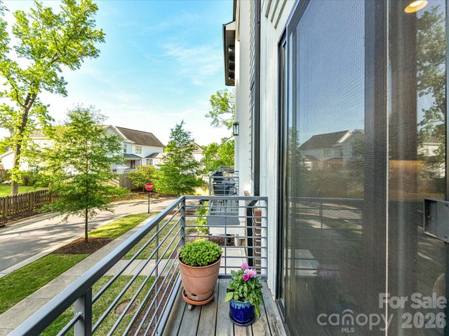 2915 Simpson Drive, Charlotte, NC 28205