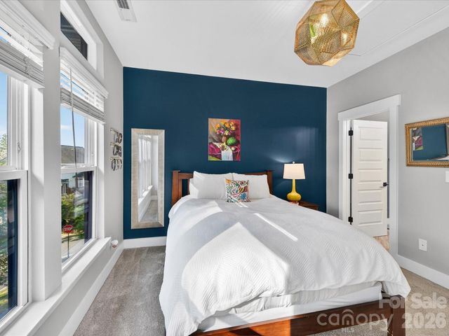 2915 Simpson Drive, Charlotte, NC 28205