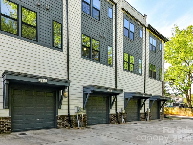 2915 Simpson Drive, Charlotte, NC 28205