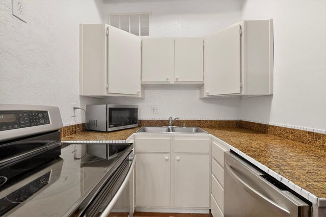 3939 Rio Grande Boulevard NW UNIT 53, Albuquerque, NM 87107