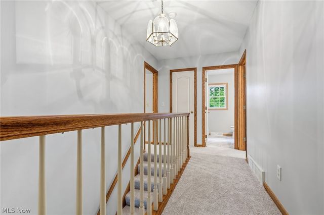 5882 Indian Creek Circle NW, Canton, OH 44718