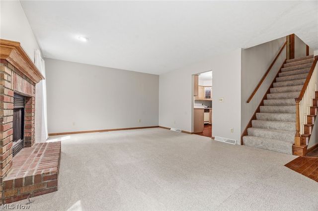 5882 Indian Creek Circle NW, Canton, OH 44718