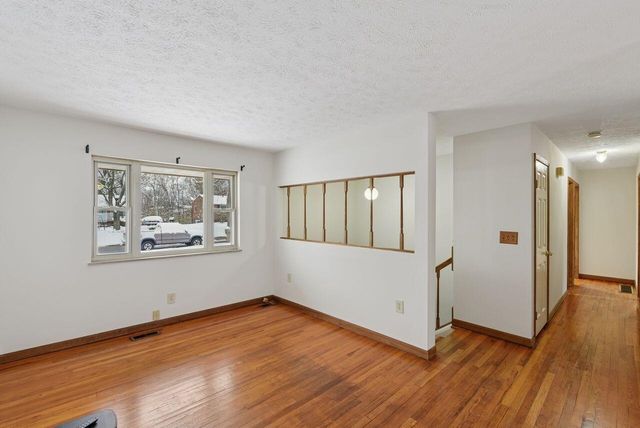 92 Juarez Circle, Covington, KY 41017