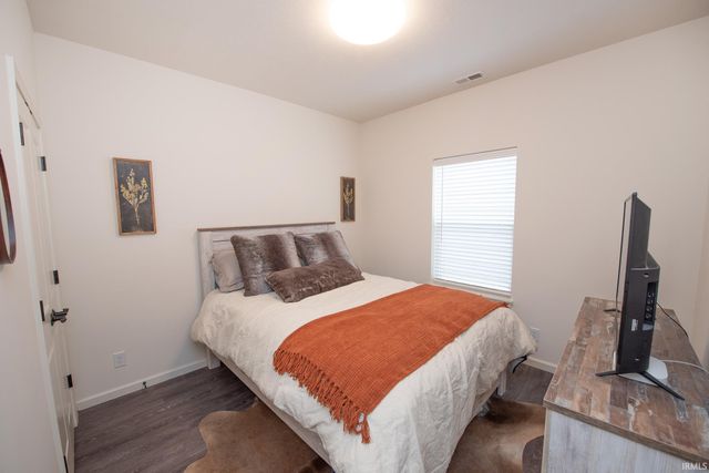 6196 Shale Crescent Drive, West Lafayette, IN 47906