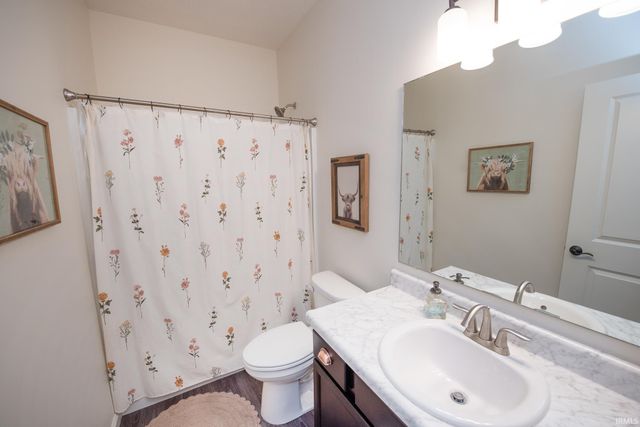 6196 Shale Crescent Drive, West Lafayette, IN 47906