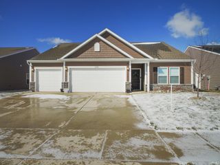 6196 Shale Crescent Drive, West Lafayette, IN 47906