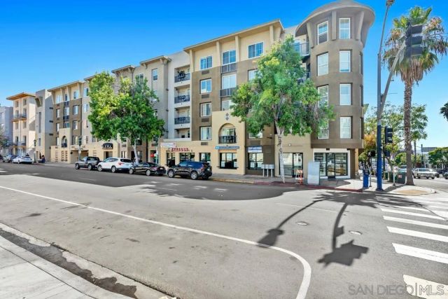 1970 Columbia St 301, San Diego, CA 92101