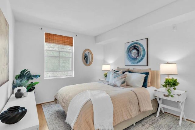 1970 Columbia St 301, San Diego, CA 92101