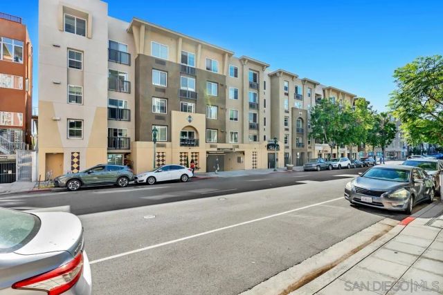1970 Columbia St 301, San Diego, CA 92101