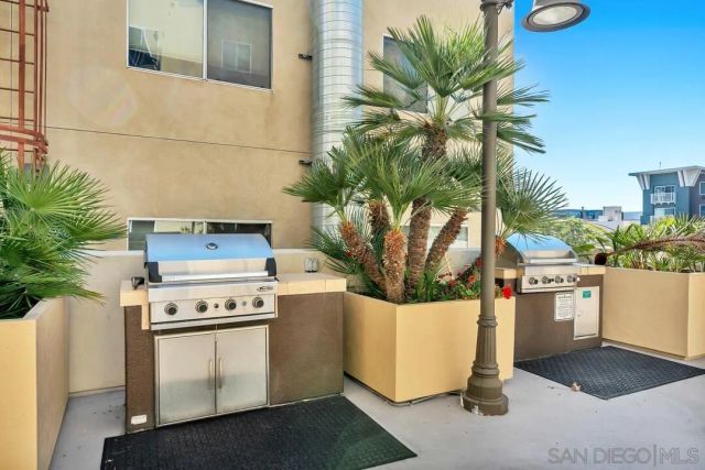 1970 Columbia St 301, San Diego, CA 92101