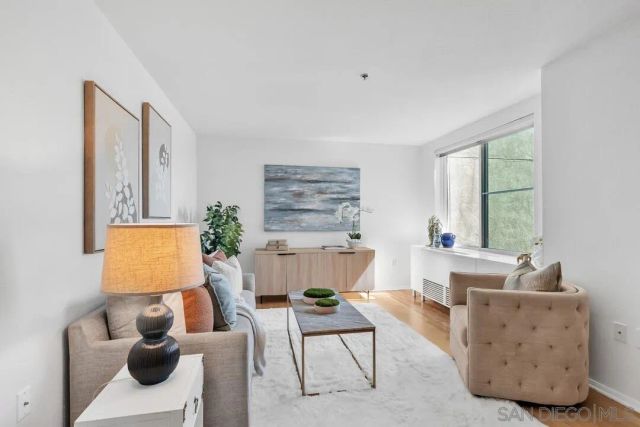 1970 Columbia St 301, San Diego, CA 92101
