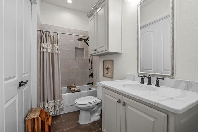 428 Royal Santana Run, Weatherford, TX 76087