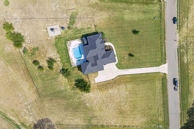 428 Royal Santana Run, Weatherford, TX 76087