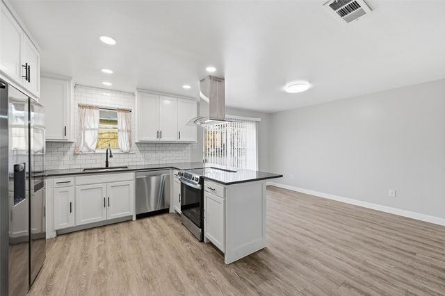 2209 Normandy Drive, Irving, TX 75060