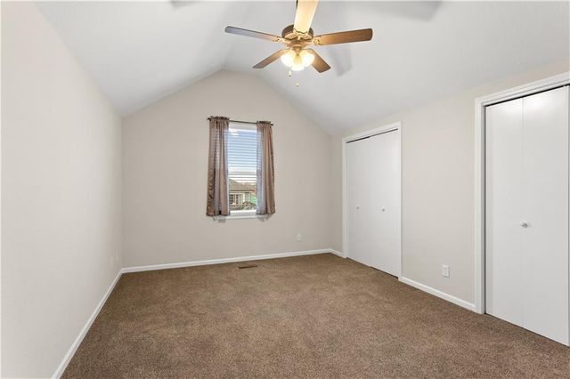 217 Montrose Circle, Eudora, KS 66025