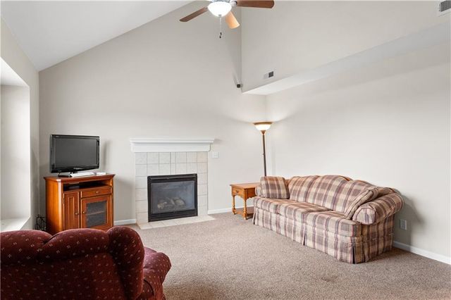 217 Montrose Circle, Eudora, KS 66025