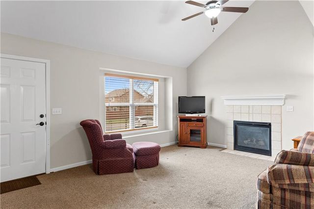 217 Montrose Circle, Eudora, KS 66025