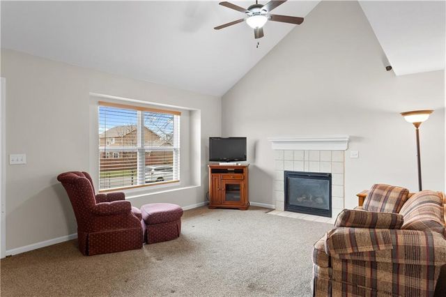 217 Montrose Circle, Eudora, KS 66025