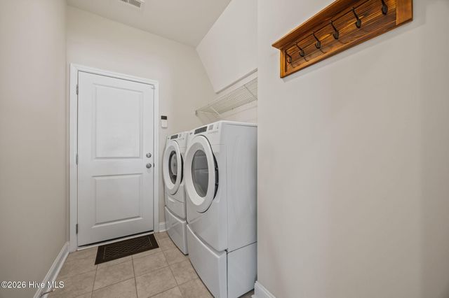 2332 Charity Lane, Winterville, NC 28590