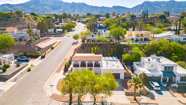 628 ALTO PENASCO Place, El Paso, TX 79912
