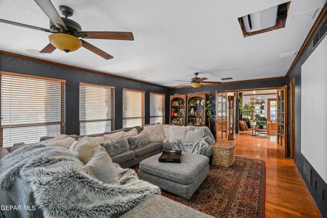 628 ALTO PENASCO Place, El Paso, TX 79912