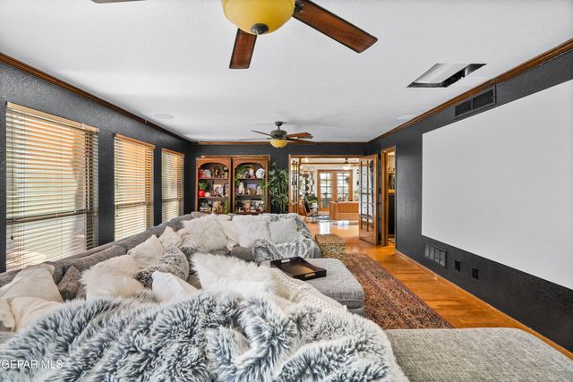 628 ALTO PENASCO Place, El Paso, TX 79912