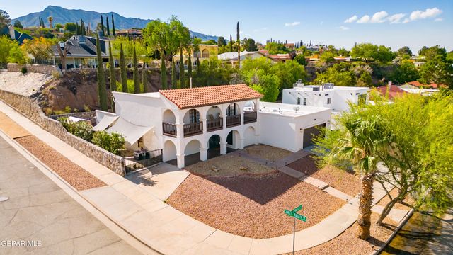 628 ALTO PENASCO Place, El Paso, TX 79912