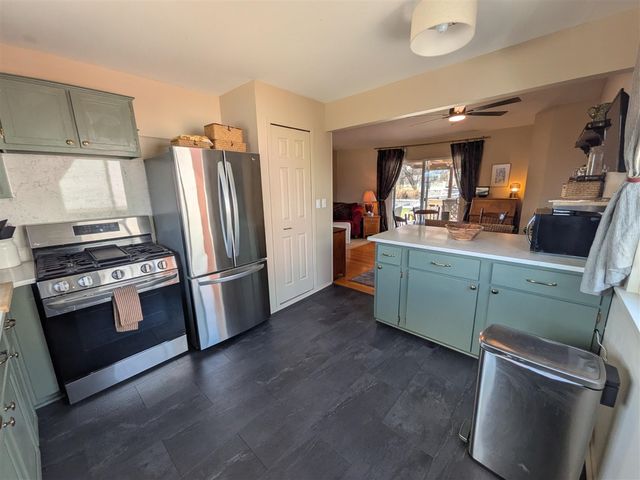 18298 Alvaro Avenue, Brownstown, MI 48193