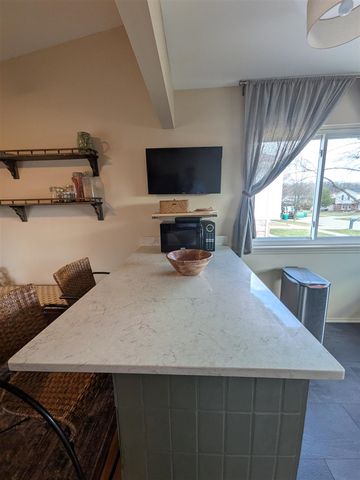 18298 Alvaro Avenue, Brownstown, MI 48193