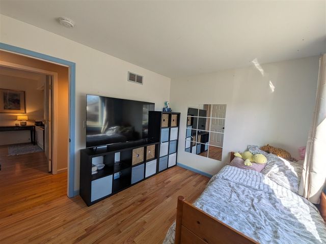 18298 Alvaro Avenue, Brownstown, MI 48193