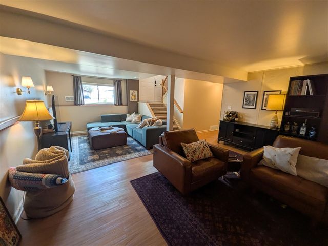 18298 Alvaro Avenue, Brownstown, MI 48193