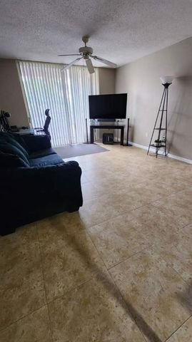 4812 N State Road 7 12206, Coconut Creek, FL 33073