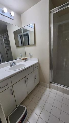 4812 N State Road 7 12206, Coconut Creek, FL 33073