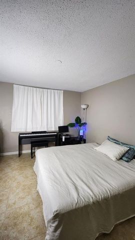 4812 N State Road 7 12206, Coconut Creek, FL 33073