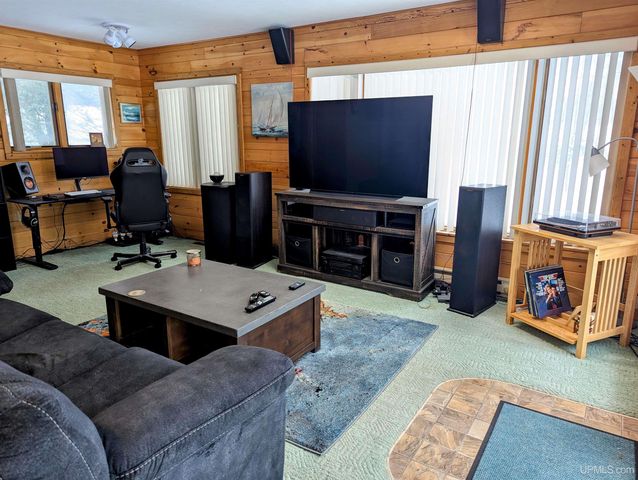 825 Brookton Road, Marquette, MI 49855