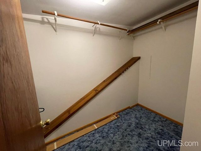 825 Brookton Road, Marquette, MI 49855